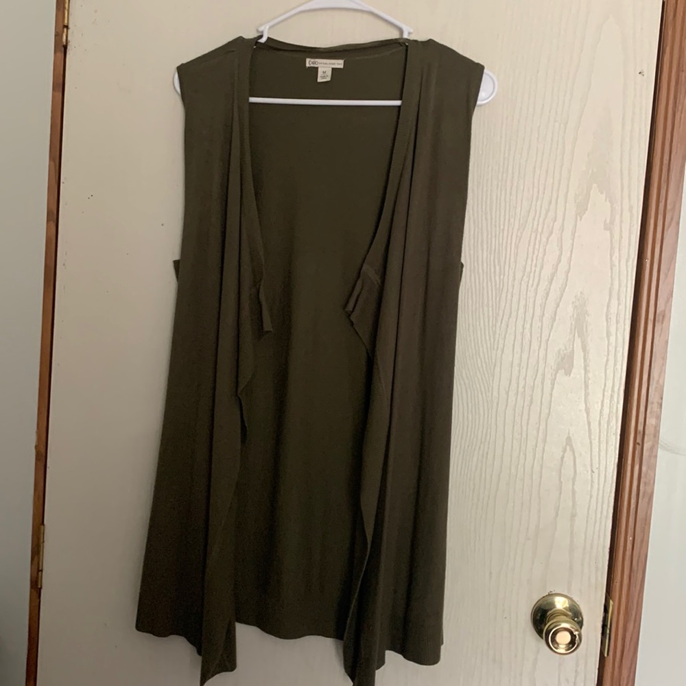 Cato Sleeveless Wrap